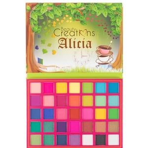 Alicia  Authentic Beauty Creation eyeshadow